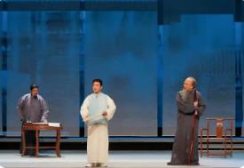 京剧可以“潮”，戏味不能少