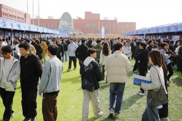 福建厦门积极构建“产业+专业+就业”校企对接平台