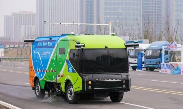 智电融合赋能万亿商用车 多场景落地激活产业新动能