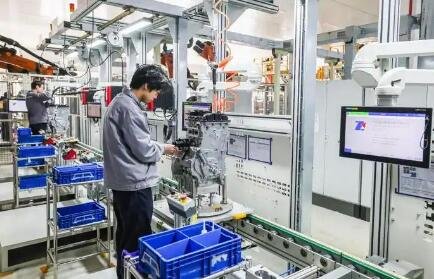 冲刺出口“开门红” 浙江汽配企业向“新”而行