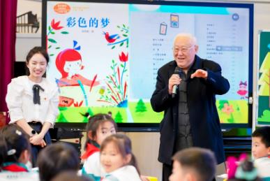 课文作家走进校园 书香校园联盟开启阅读第一课