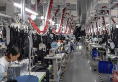 今年前两月全国皮革服装产品进出口额均实现双位数以上增长