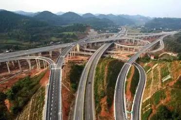 四川交通建设实现一季度“开门红” 投资增速领跑全国