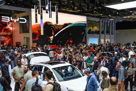 中国电动汽车海外热度持续攀升