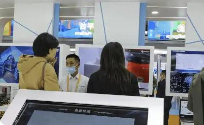 服务业成为推动我国经济社会发展重要引擎