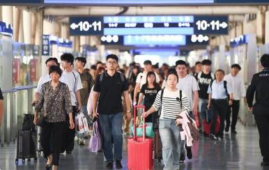 一季度我国交通出行人数为177.7亿人次
