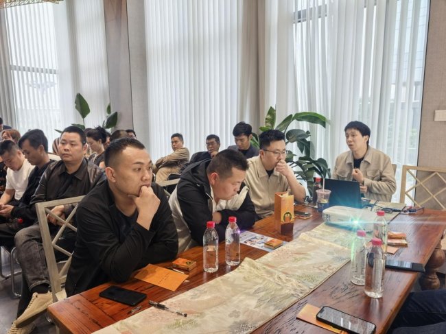 诚信互助同聚力 雪茄经营共赋能