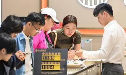 新政实施半年 海南离岛免税购物金额222.2亿元