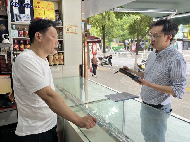 湖北沙市：改进服务质量 提升客户满意度