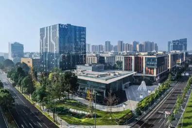 建设全国先进制造业基地 到2030年成都力争培育1个万亿级园区