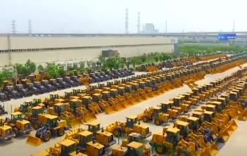 前5月挖掘机销量破12万台 海内外需求双重驱动？释放销售潜力