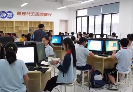 破解求学难题 全方位保障随迁子女入学“关键小事”