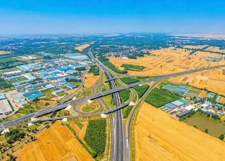 河南“万公里”高速公路网再添新动脉 沿黄高速公路兰考至封丘段通车