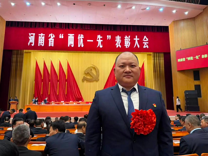 “七一”建党节表彰“河南省优秀共产党员”！顺丰同城骑士王明路立足配送一线勇担先锋