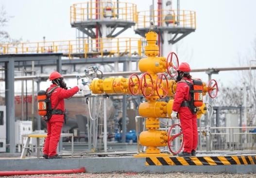 全球首个超深层高含硫生物礁大气田累产天然气突破400亿立方米