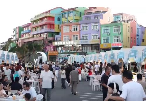 暑期档观影热潮带旺夏日消费 多元“电影+”场景为暑期经济注入新动力