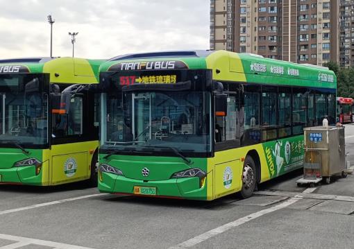 更新新能源城市公交车 四川每辆补贴10万元