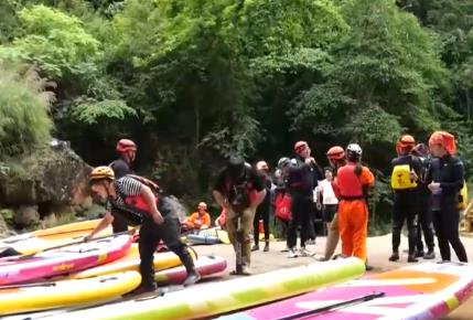 “护”绿“富”民闯新路 “不搞大开发、只做增值服务”点亮乡村旅游