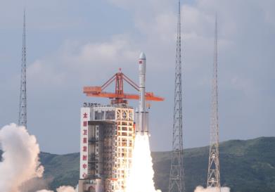 我国成功发射通信技术试验卫星二十七号A/B星