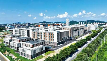 山东威海火炬高新区以数字创新激活新质生产力