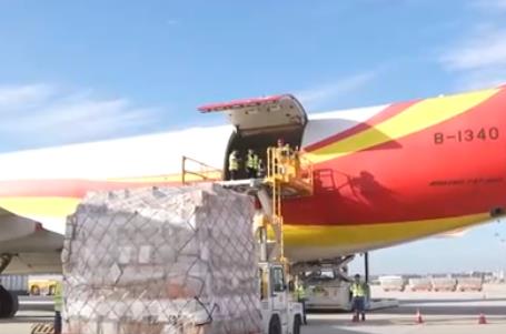 增长46.39%！“大宗普货+跨境电商小件”双向互补 透过“空中快递”看外贸