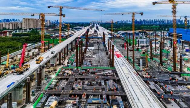 钢铁长龙加速延伸 上半年江苏铁路投资超390亿元