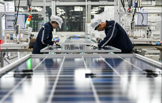 内蒙古鄂尔多斯市上半年高技术产业投资同比增长200.1%