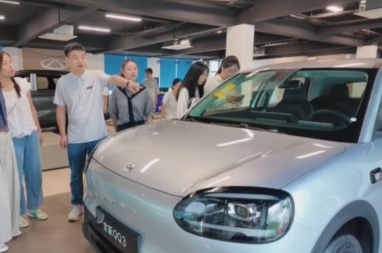 中国汽车从“造好车”走向“定义汽车” 外资车企以“中国速度”实现战略转型升级