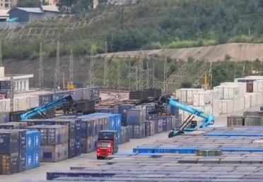 “黄金大通道”国际物流效能释放 “数”说中国与东盟国家间经贸合作提质升级