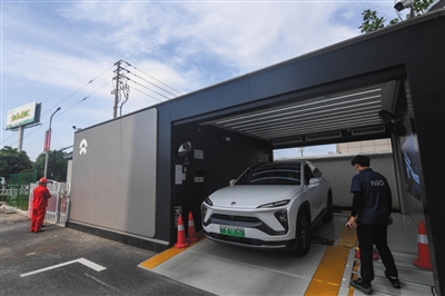 汽车与电池企业加码布局换电赛道