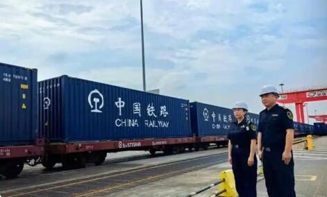 粤沪铁海联运外贸物流新通道落地运行