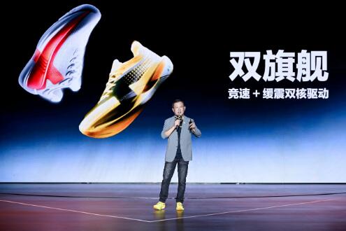 外媒刷屏、国内售罄，特步跑鞋实力出海！