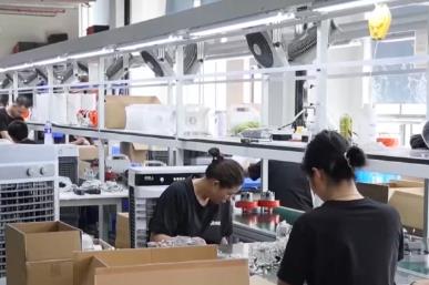 出海订单火爆 中国企业把智能宠物设备从“高科技产品”变成“高性价比消费电子”