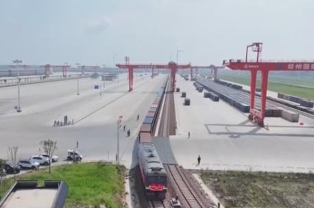 打通“铁路-里海轮渡-铁路”多段联运全程一单 丰富跨里海通道制度软实力