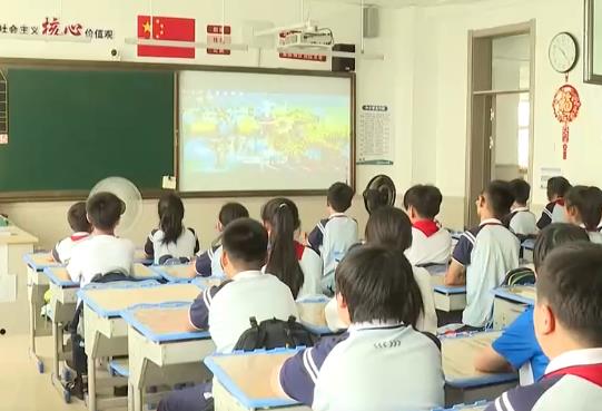 国家语言文字推广基地联合倡议大学生规范文明使用网络语言