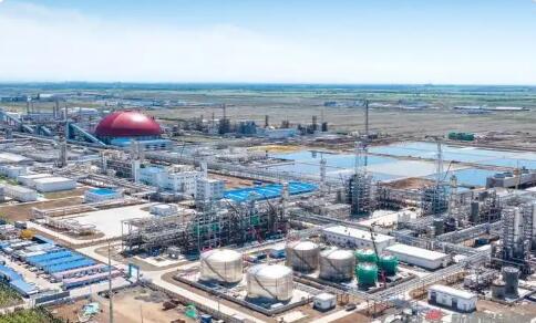 新疆工业投资年均增长23.7%