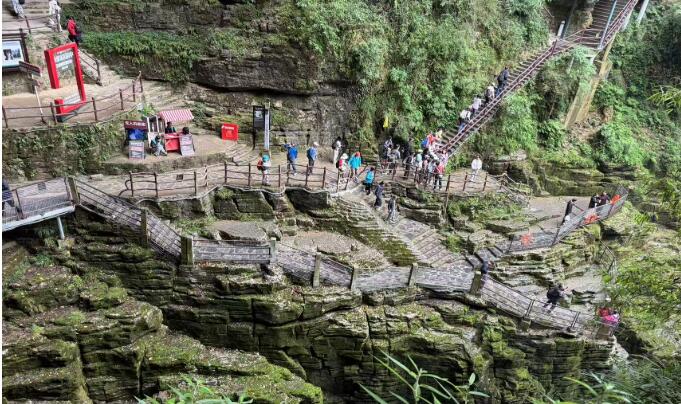 湖北利川避暑旅居游客连续5年突破80万