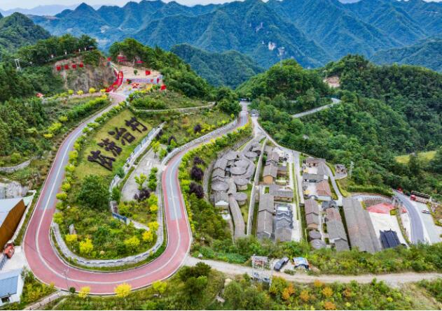 废矿蝶变山水景 湖北保康尧治河靠生态修复盘活乡村文旅
