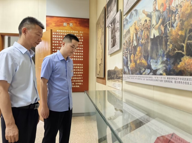 湖北红安：红土育青禾 薪火续荣光