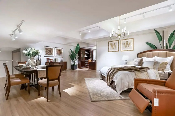 Harbor House.jpg Harbor House.jpg