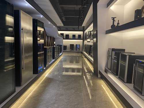 凯得电器：以“品”为核心呈现浪漫温馨，给您最好的酒柜选择