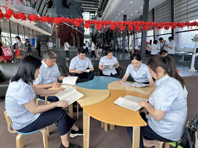 <span style='background-color: orange'>http</span>://img.danews.cc/upload/images/<span style='background-color: orange'>20</span>231031/9f1081ccba4b51e6fa8bc75d6d297f5b.png