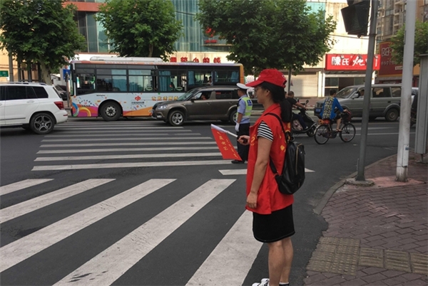 浙江嵊州市烟草专卖局：“香溢”志愿添活力 “红色驿站”暖民心