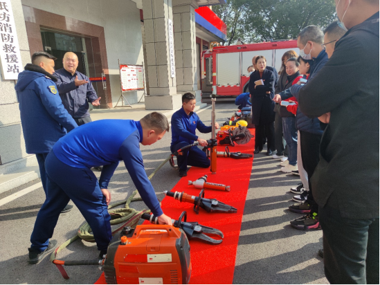 武汉江夏烟草：开展“沉浸式”消防应急演练活动