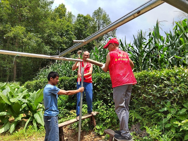 湖北五峰烟草：“黄金叶”助推农民增收致富
