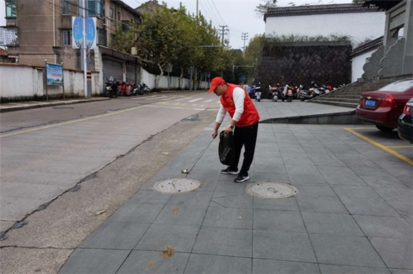 浙江嵊州市烟草专卖局：文明创建增光彩 暖心帮扶齐行动