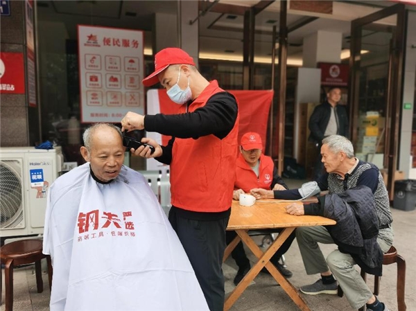 社区小驿站 服务大民生