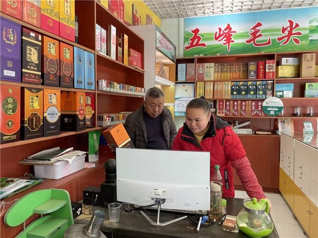 湖北松滋市烟草专卖局：上好“五堂课”扎实推进主题营销活动