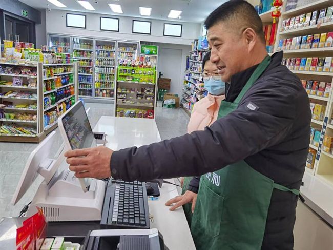 武汉洪山烟草：三色笔绘就客户服务满意画卷