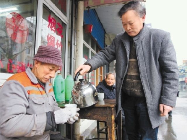 楼祖安：我愿做一盏香溢四方的暖心茶